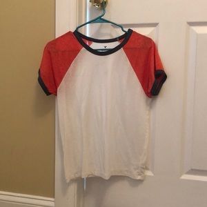 American eagle tee shirt !!